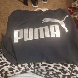 Size 5/6 Puma Hoodie For 6. Perfect Condition 