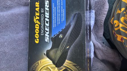Skechers size 6