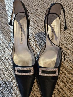 manolo blahnik black satin dress shoes, size 40