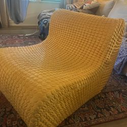 ALIMOrDEN Accent bean bag chair 