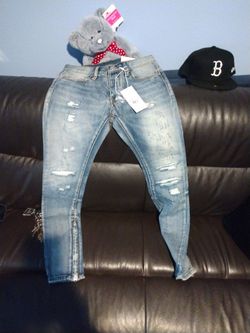Mnml Size 28