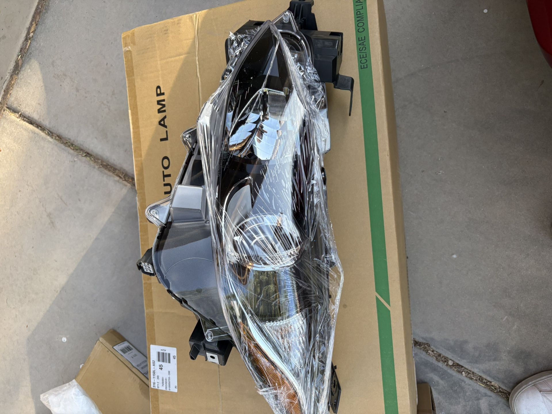 New head lights for Mazda 3