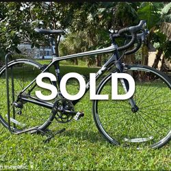 🔥TREK MADONE 3.1🔥 52cm. New Condition. *Private Collection. 