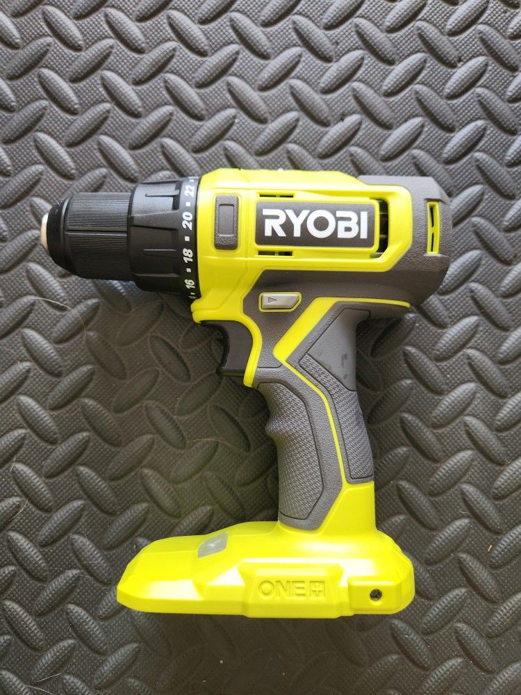 New Ryobi ONE+ 18V Cordless 1/2 in. Drill/Driver (Tool Only)