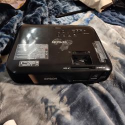 Epson EX9200  PROJECTOR 