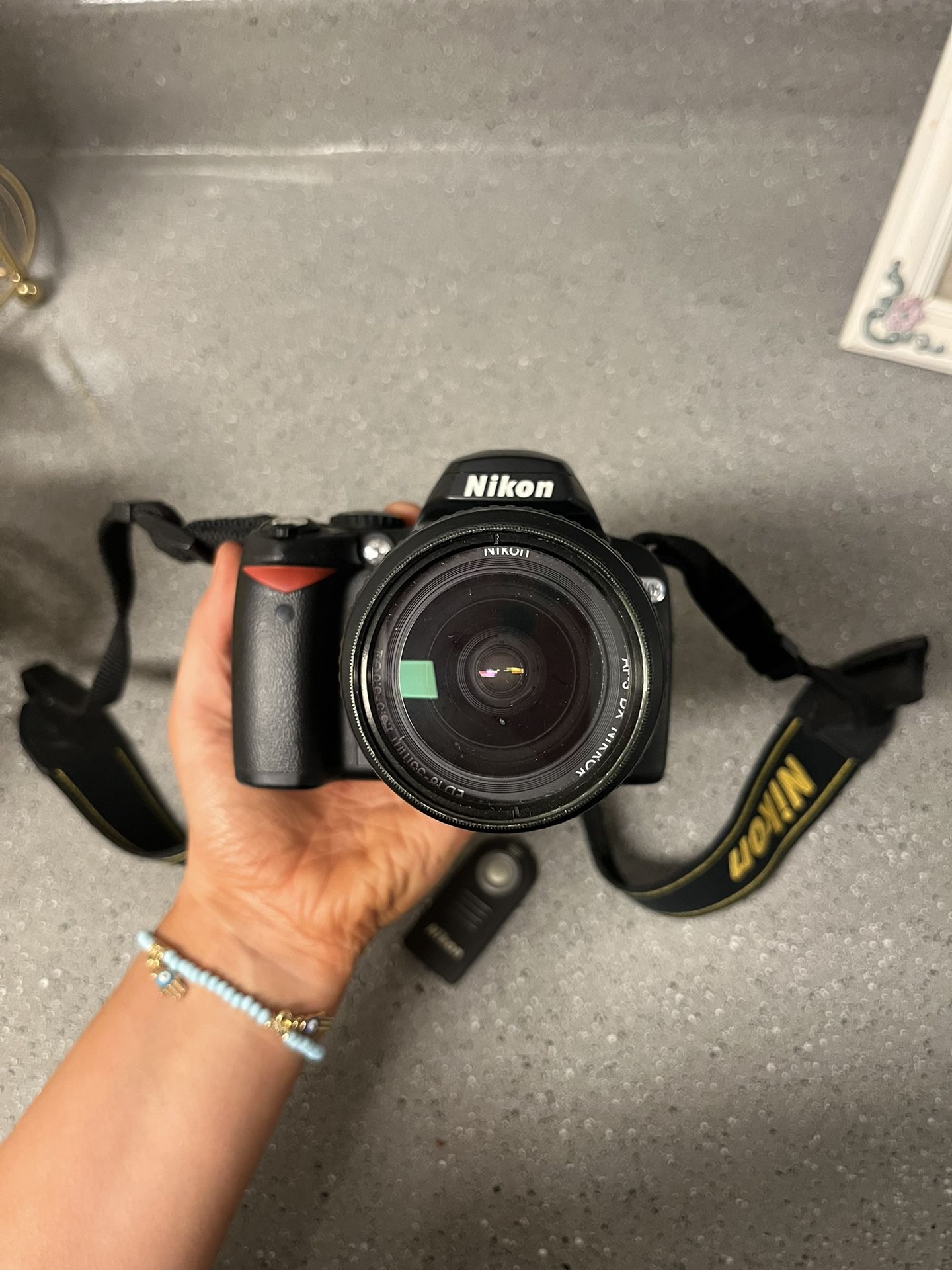 Nikon D40x Camera (Charger, Zoom lens, Clicker Included)
