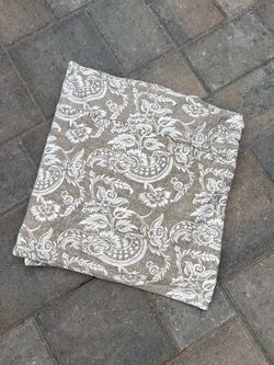 Pottery Barn Retired Alessandra Scroll Linen Full Queen Duvet Cover Taupe/Gray