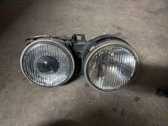 BMW e30 headlights