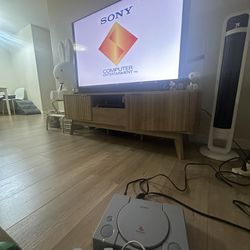 PlayStation 1 SCPH-7001