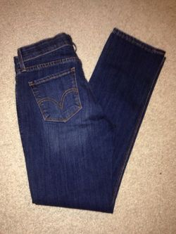 Women's Levis 525 straight jeans size 6