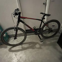 Giant Mountain Bike
