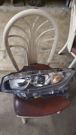 2016 Honda civic headlight