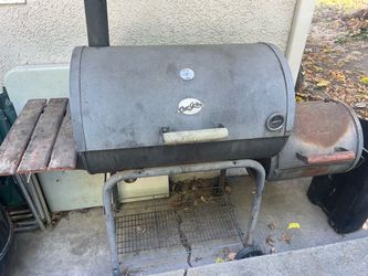 Bbq smoker and bbq