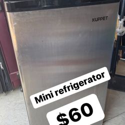 Mini Refrigerator 