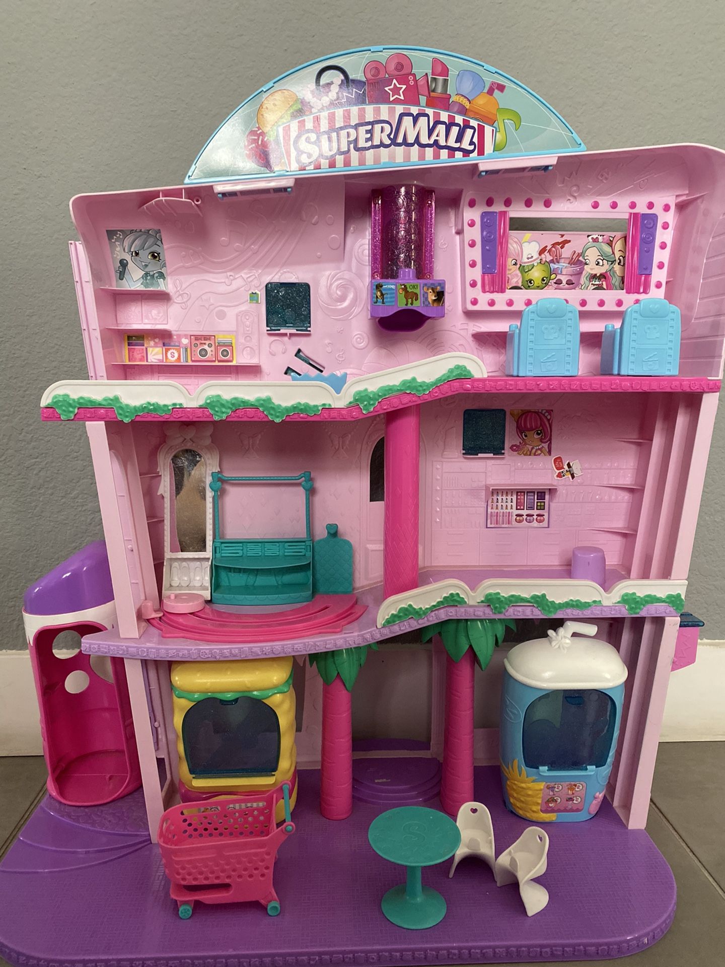 Shopkins Super Mall