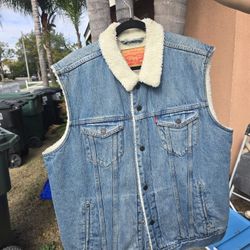 Levis Denim Jacket 