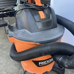 Rigid 12 Gal Shop Vac 