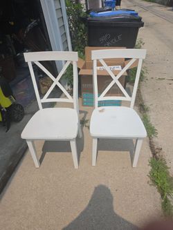 White Wood kitchen chairs