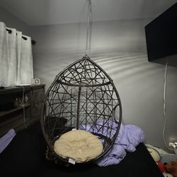 Wicker Hanging Egg Chair
