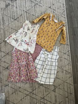 Beautiful Girls Dresses And Clothes 2-5T