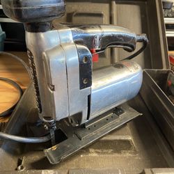 Craftsmen Jigsaw with Blades