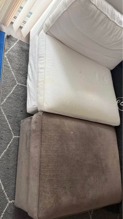 KIVIK ottoman & one seater