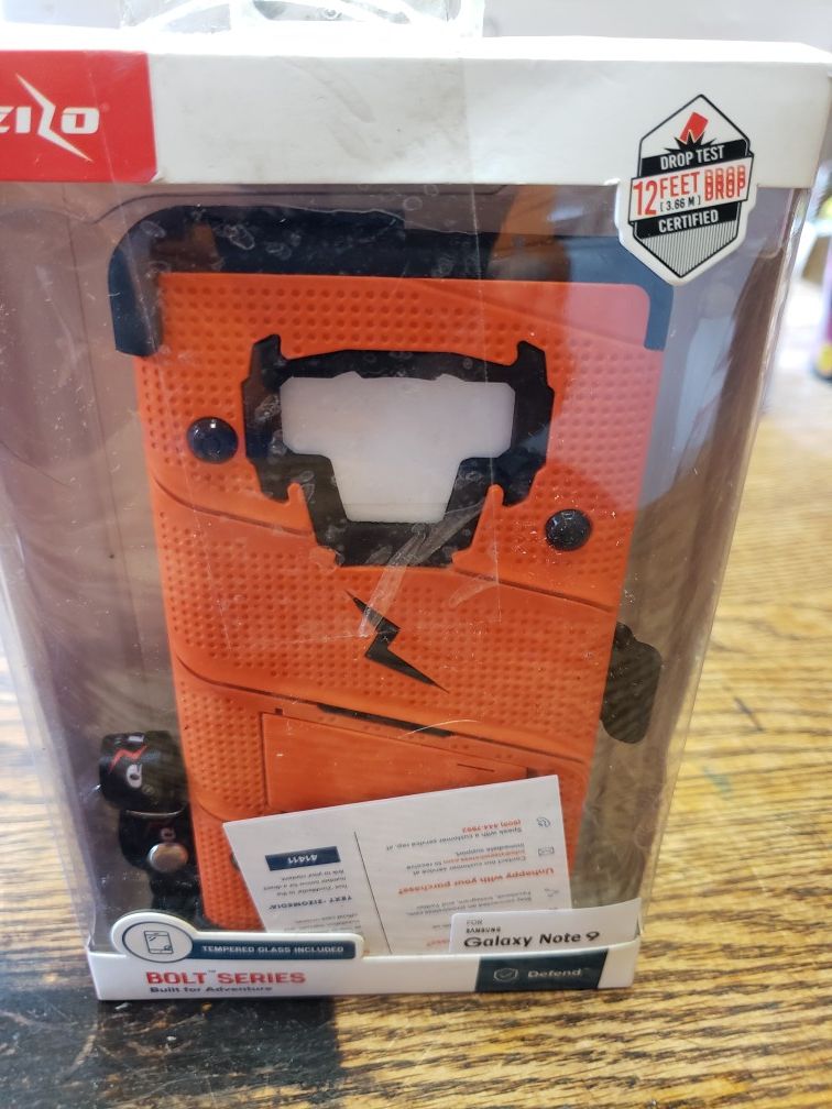 Branding still in the Box Samsung 9