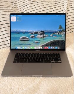 MacBook Pro 16" 2019 (Intel i7 / 16GB / 512GB) — Space Gray