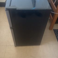 Attic King Mini Fridge 