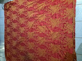 Vintage Maroon/Gold Trim Queen Removable Down Bedspread With Standard Pillow Shams(Like New )