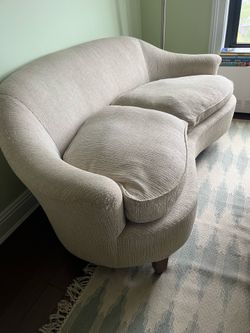 Free Vintage Drexel Heritage Loveseat