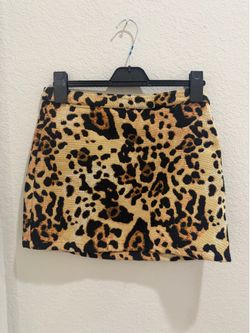Topshop leopard skirt size USA 8