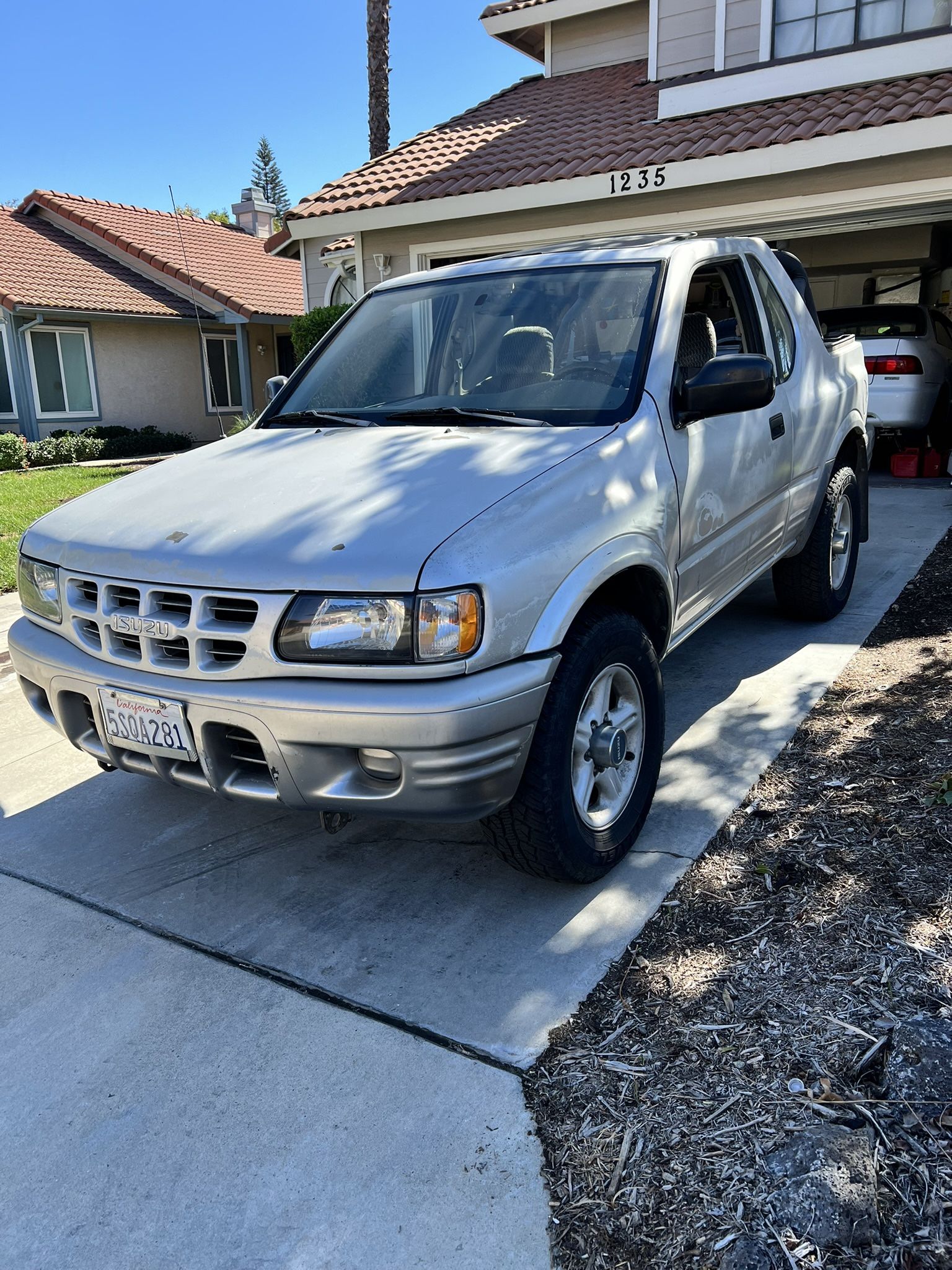 2000 Isuzu Rodeo for Sale in Rialto, CA - OfferUp