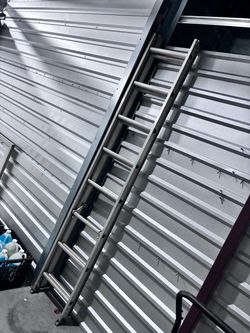 16ft Aluminum Extension Ladder
