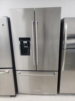 Refrijerador KitchenAid 3 Puertas Y Estufa Samsung 5 Quemadores De Gas