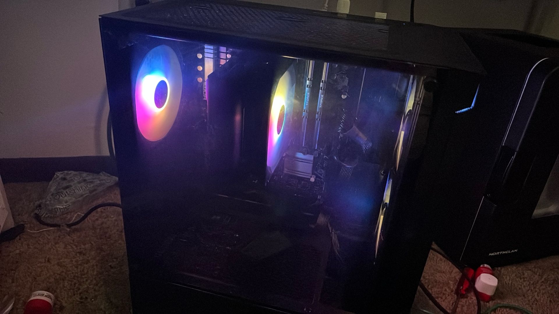 AVGPC Max Gaming PC Run Over 240hz On Fortnite 