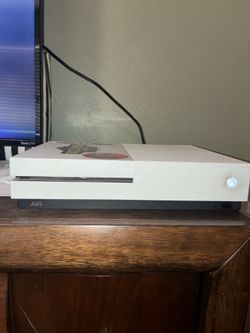 Xbox One S - 1TB
