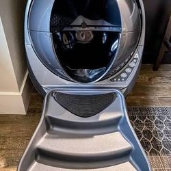 Litter-Robot 3 Automatic Self-Cleaning Litter Box – Used, Works Perfectly!