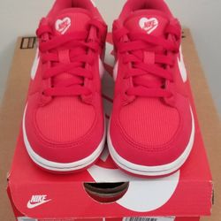 Nike Dunk Low Size 1y PS Pre School