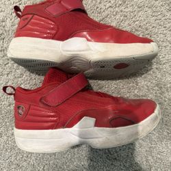 Kids Size 3Y Jordan flight 