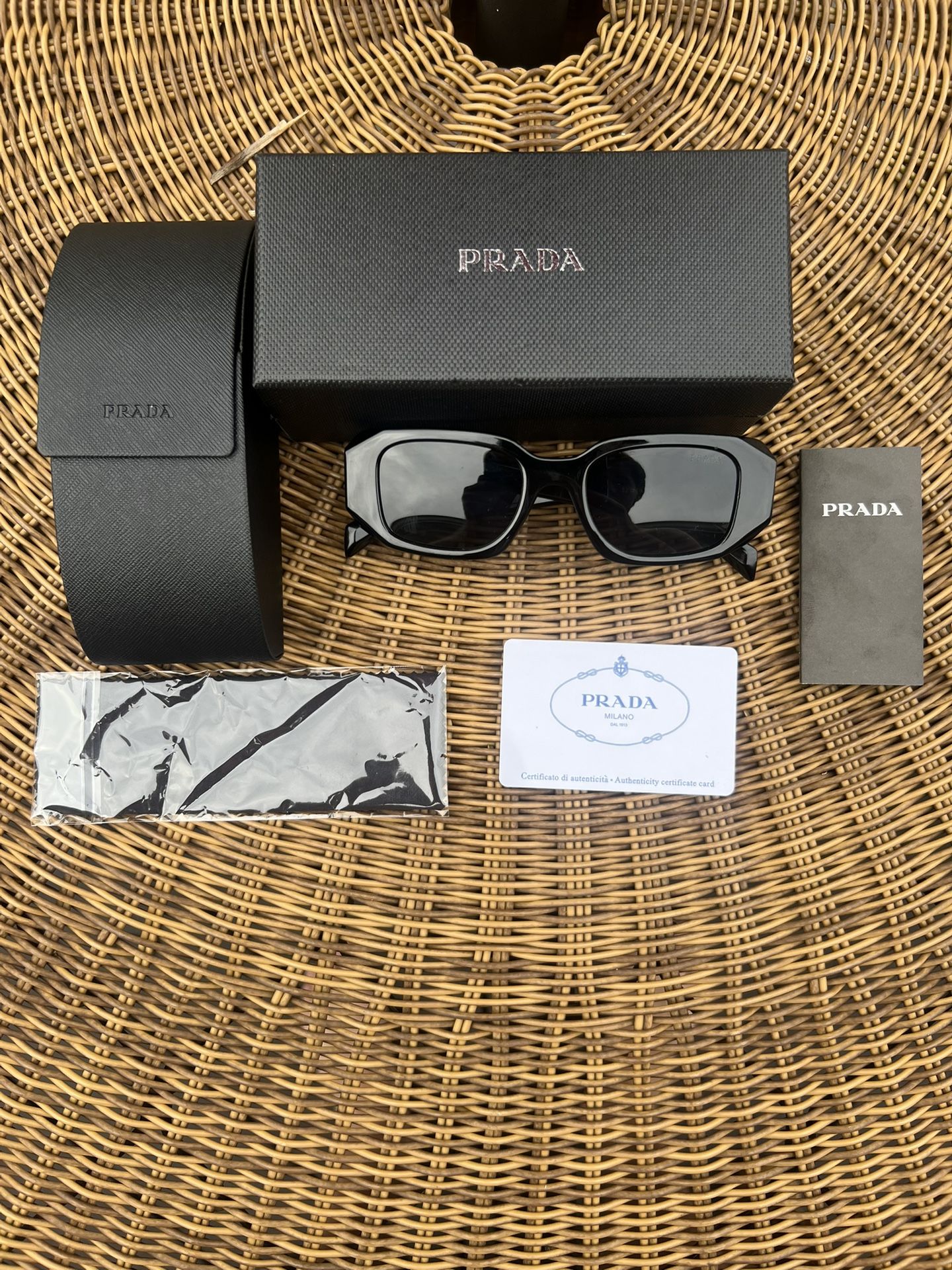 Black Prada PR WS17