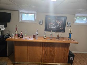 FREE  OAK BAR