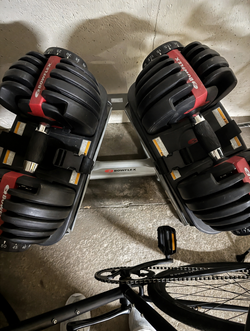 2022 Bowflex 552 Select – Like New with Stand - Chicago, IL