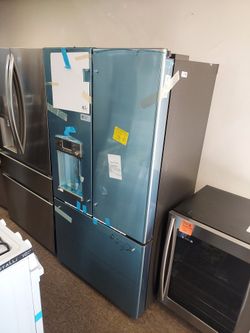 GE Café 22cu.ft Counter-Depth French-Door Refrigerator