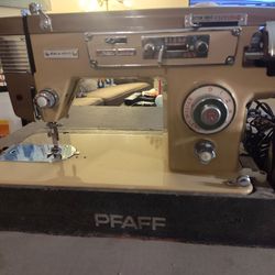 🔥 Heavy Duty Sewing Machine – For Parts or Repair🔥