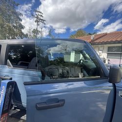 Black Legal Window (tint)