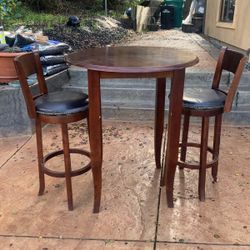 Bar Height Table And Chairs 