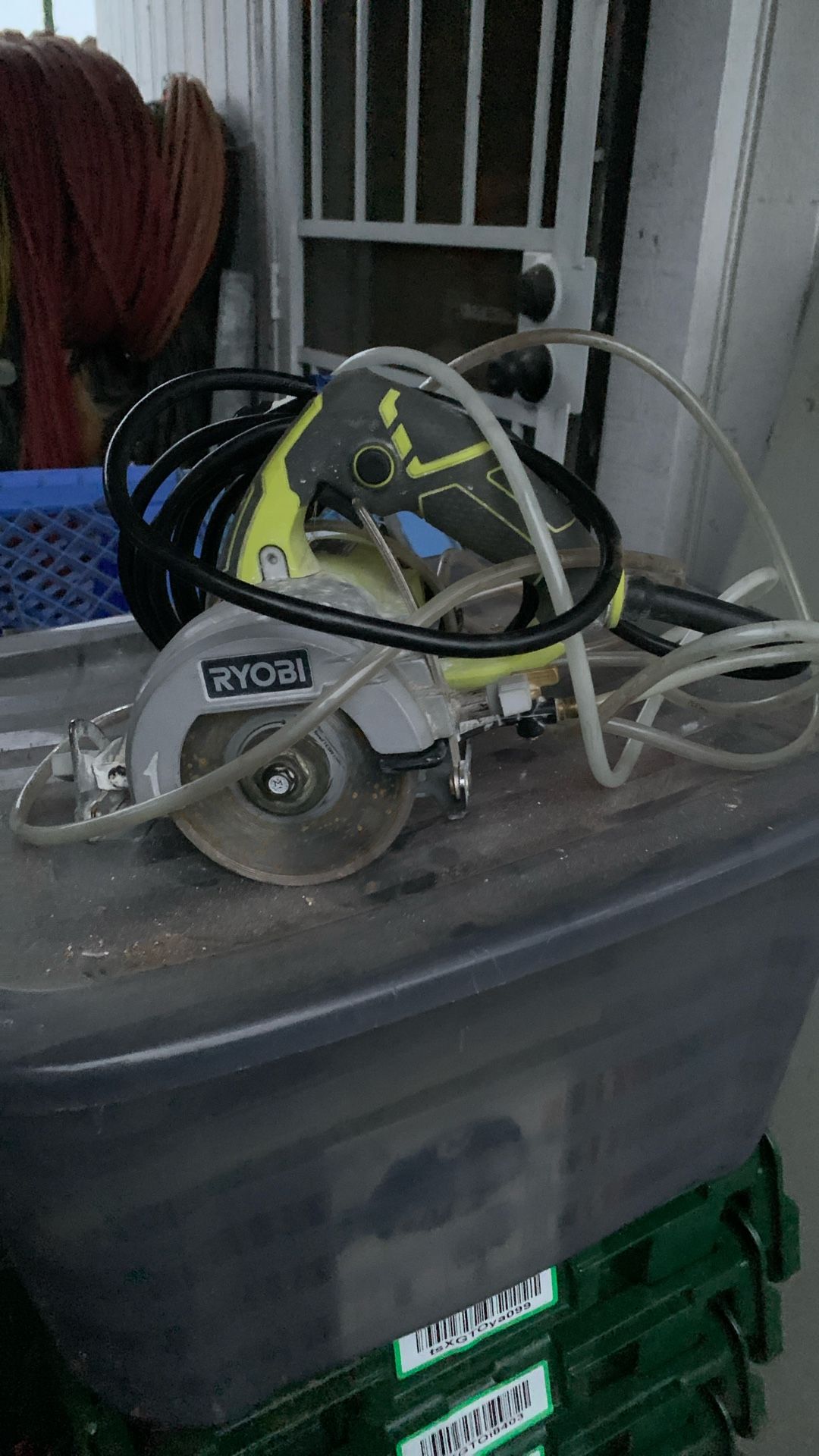 Ryobi handheld tile saw