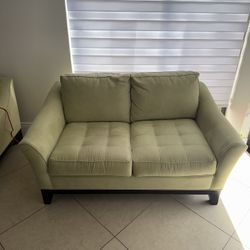 Cindy Crawford Home Loveseat – Matching Set (2 Available)