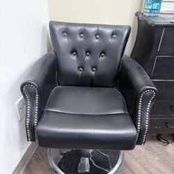 Black Tufted Salon / Barber Chair – Hydraulic Base